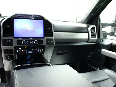 Used 2022 Ford F350 Lariat w/ Lariat Ultimate Package AWD/4WD image 19