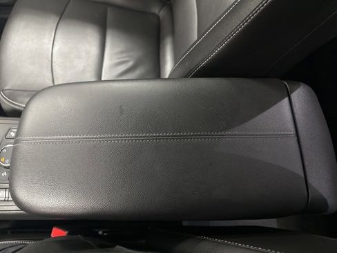 Used 2022 GMC Terrain SLT w/ Infotainment Package II image 19