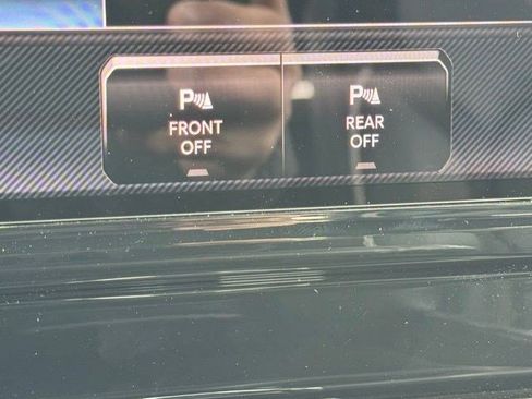 New 2026 RAM 1500 Laramie AWD/4WD image 23