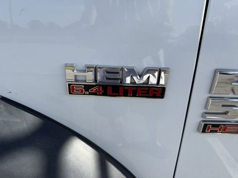 Used 2017 RAM 5500 Tradesman w/ Payload Upgrade Package image 15