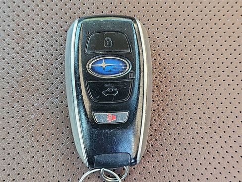 Certified 2022 Subaru Ascent Touring AWD/4WD image 17