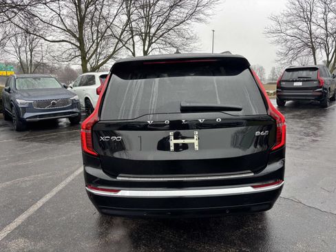 Used 2026 Volvo XC90 B6 Plus w/ Protection Package Premier AWD/4WD image 6