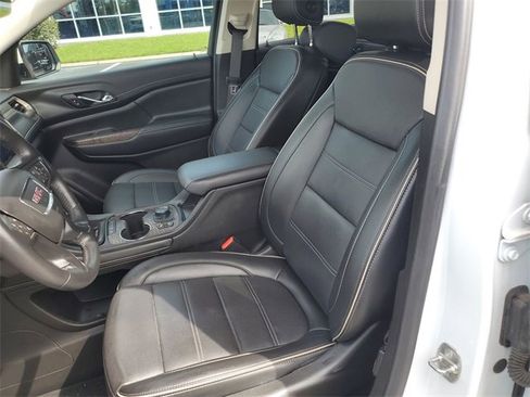 Used 2021 GMC Acadia Denali w/ Denali Technology Package image 19