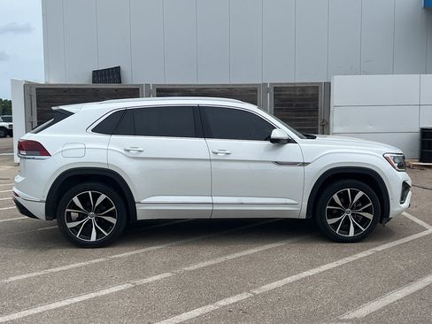 Used 2024 Volkswagen Atlas Cross Sport SEL Premium R-Line AWD/4WD image 7