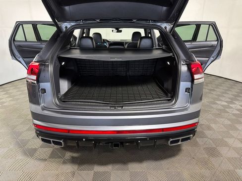 Certified 2024 Volkswagen Atlas Cross Sport SEL R-Line AWD/4WD image 21