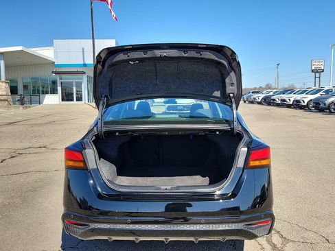 Used 2024 Nissan Altima 2.5 SV image 8