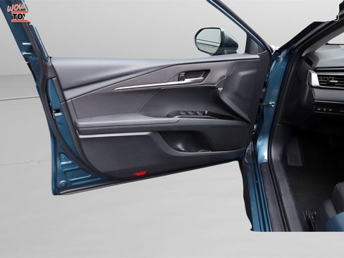 Certified 2025 Toyota Camry LE image 17