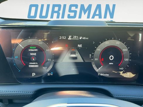 Used 2024 Nissan Ariya AWD image 21