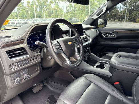 Used 2022 Chevrolet Tahoe LT w/ Luxury Package RWD image 22