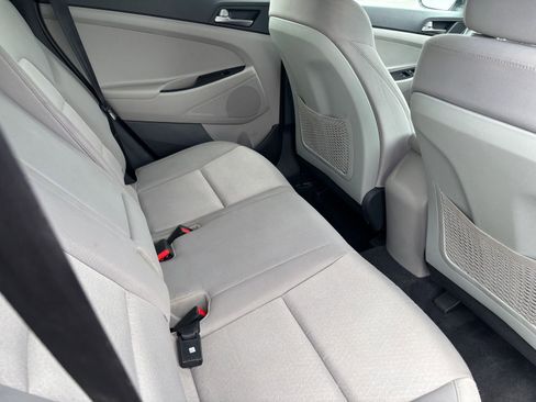 Used 2018 Hyundai Tucson SEL image 16