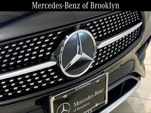 Used 2023 Mercedes-Benz E 350 4MATIC Sedan image 30