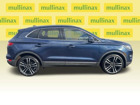 Used 2017 Lincoln MKC Reserve image 2