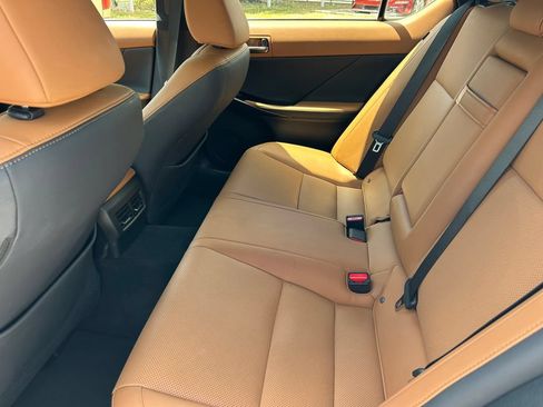Used 2023 Lexus IS 350 F Sport RWD image 16