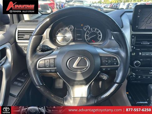 Used 2023 Lexus GX 460 Premium image 18