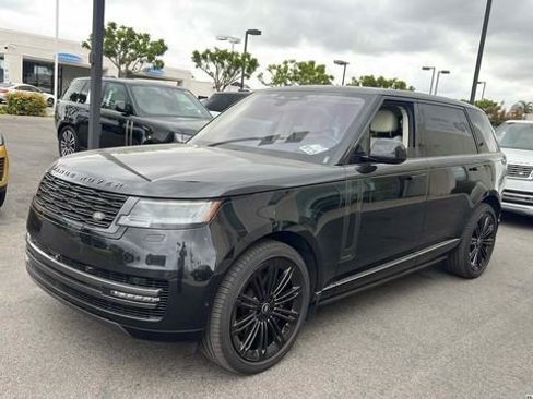 Used 2023 Land Rover Range Rover Long Wheelbase Autobiography AWD/4WD image 3