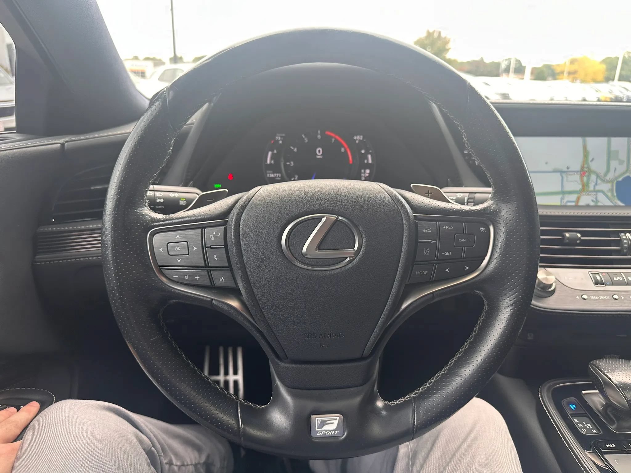 Used 2018 Lexus LS 500 F Sport w/ Accessory Package (Z1) AWD/4WD image 15