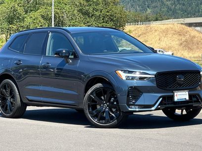 New 2026 Volvo XC60 B5 Ultra w/ Climate Package