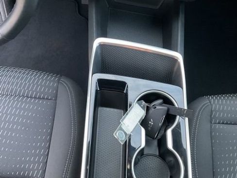 New 2025 Chevrolet Equinox LT w/ Midnight Edition image 18