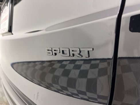 Used 2026 Honda CR-V Sport image 17