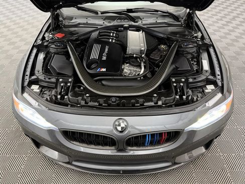 Used 2015 BMW M4 Convertible RWD image 50