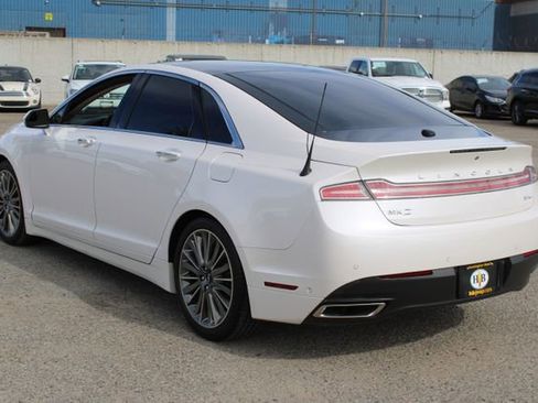 Used 2014 Lincoln MKZ Base image 6