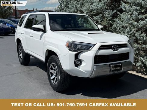 Used 2024 Toyota 4Runner TRD Off-Road AWD/4WD image 12