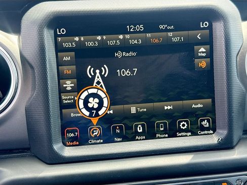 Used 2021 Jeep Wrangler Unlimited Rubicon 4xe w/ Cold Weather Group AWD/4WD image 16