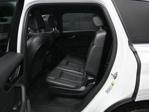 Used 2018 Audi Q7 3.0T Premium Plus AWD/4WD image 29
