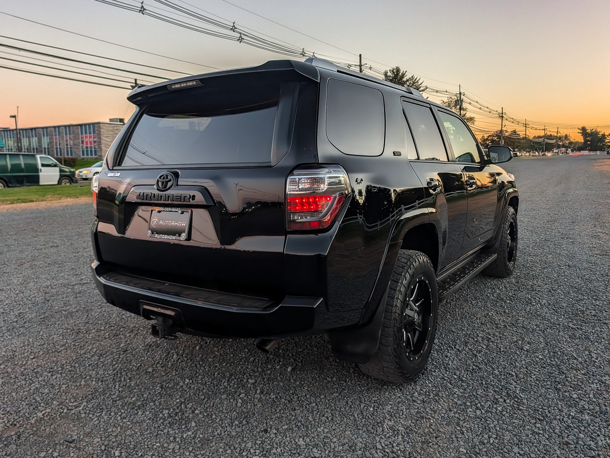 Used 2014 Toyota 4Runner SR5 Premium AWD/4WD image 5