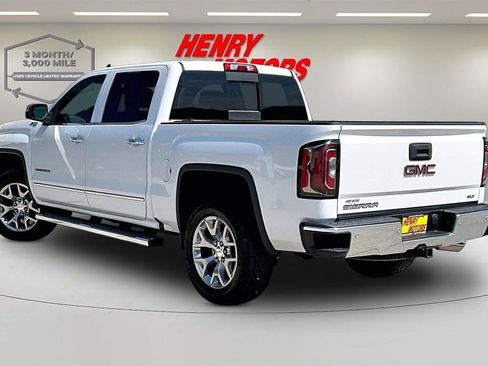 Used 2018 GMC Sierra 1500 SLT AWD/4WD image 4