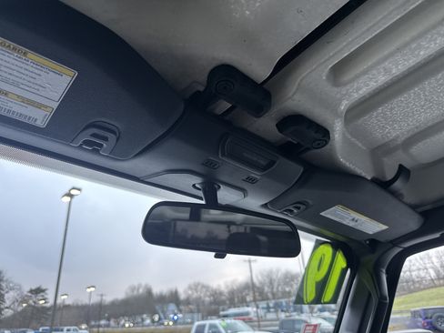 Used 2019 Jeep Wrangler Sport image 27