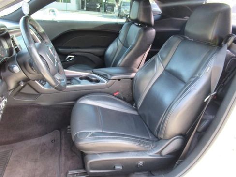 Used 2018 Dodge Challenger R/T Plus RWD image 19