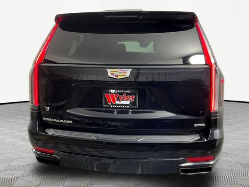 Used 2024 Cadillac Escalade ESV Sport AWD/4WD image 5