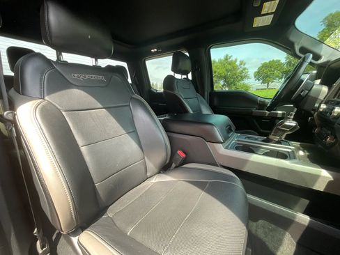 Used 2017 Ford F150 Raptor w/ Equipment Group 802A Luxury AWD/4WD image 18