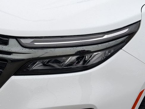 Used 2022 Chevrolet Equinox RS w/ RS Leather Package image 16