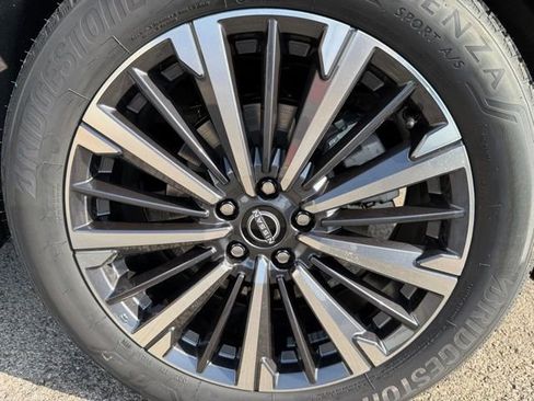 New 2026 Nissan Pathfinder Platinum image 9