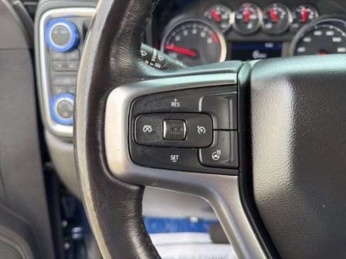Used 2022 Chevrolet Silverado 1500 LT w/ Convenience Package II image 25