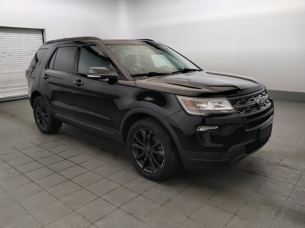 Used 2019 Ford Explorer XLT w/ Equipment Group 202A AWD/4WD image 11