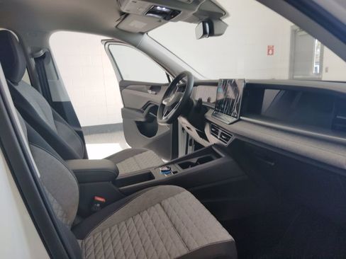 New 2026 Volkswagen Tiguan S FWD image 12