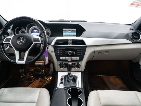 Used 2014 Mercedes-Benz C 250 Sedan image 9