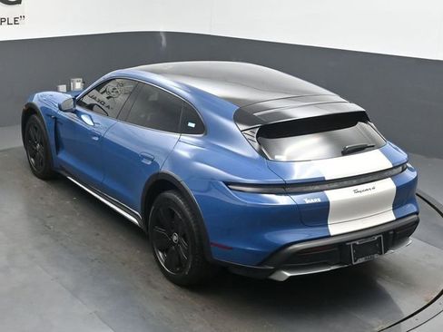 Used 2021 Porsche Taycan 4 Cross Turismo AWD/4WD image 40
