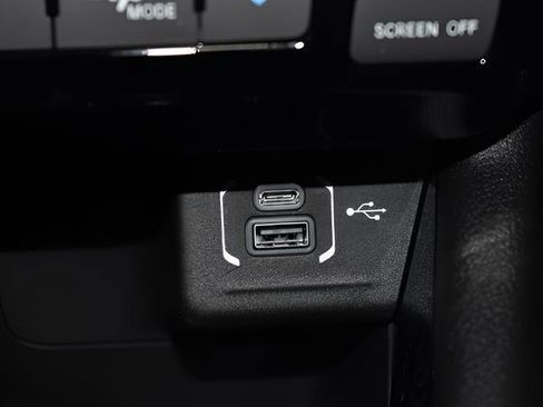 New 2026 Jeep Compass Limited AWD/4WD image 17