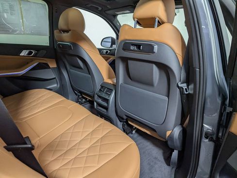 Certified 2024 BMW X5 xDrive40i w/ Premium Package image 44