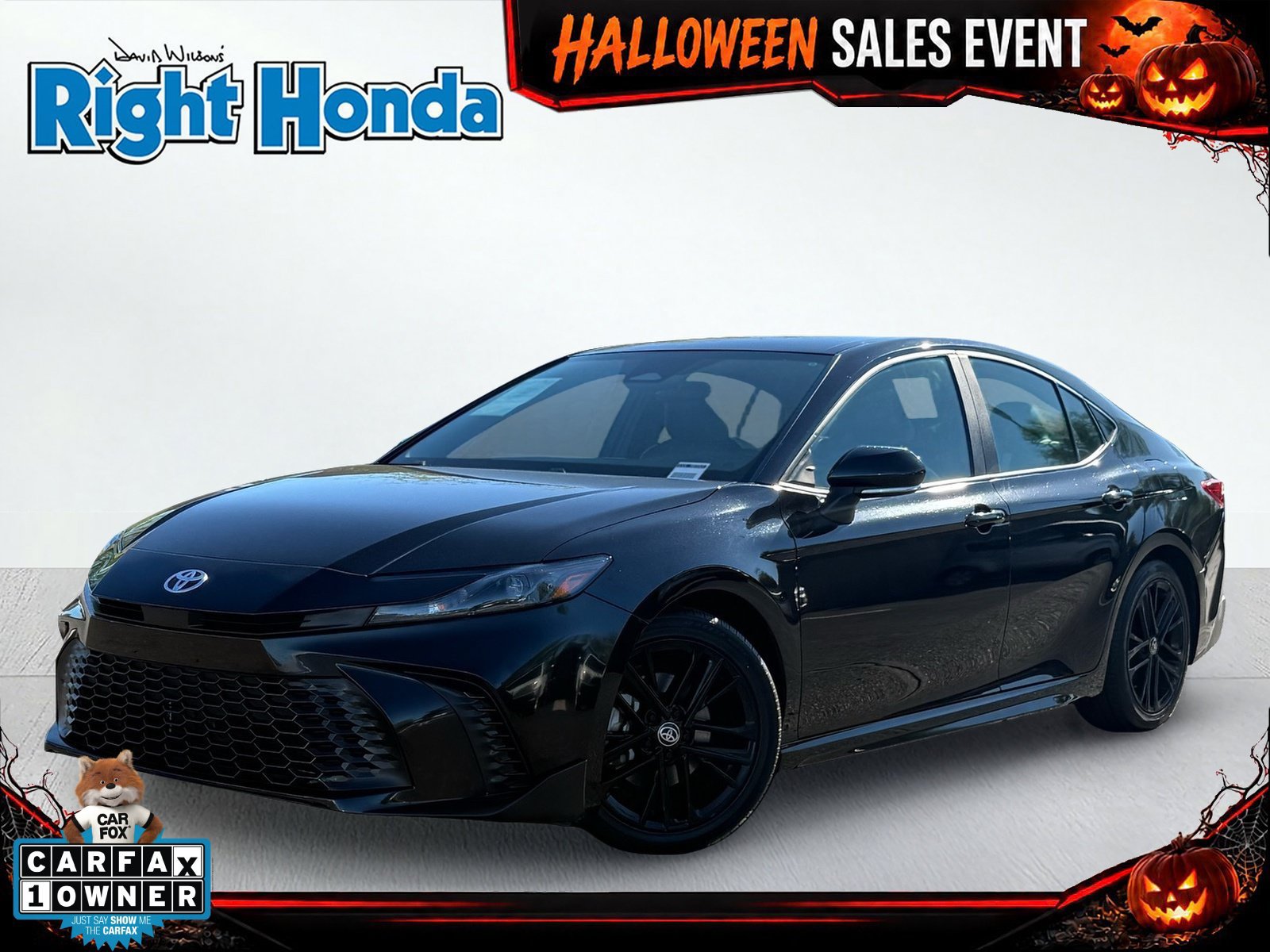 Used 2025 Toyota Camry SE FWD image 1