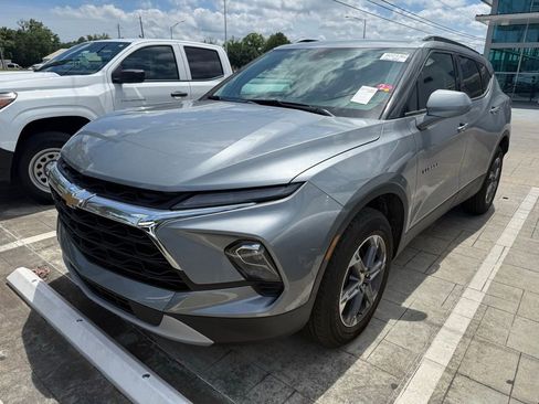 Used 2024 Chevrolet Blazer LT w/ Convenience Package FWD image 1