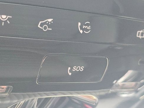 Certified 2026 Mercedes-Benz GLC 350e 4MATIC image 9