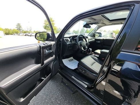 Used 2024 Toyota 4Runner TRD Off-Road Premium w/ Off Road Premium Plus Package AWD/4WD image 28
