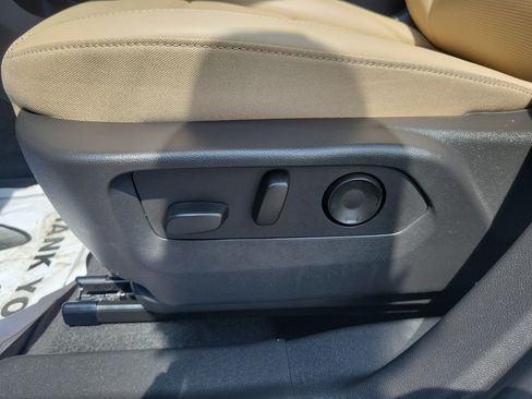Used 2024 Buick Envision Preferred AWD/4WD image 15