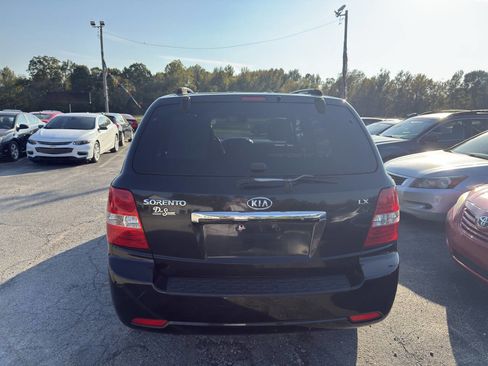 Used 2008 Kia Sorento 2WD image 7