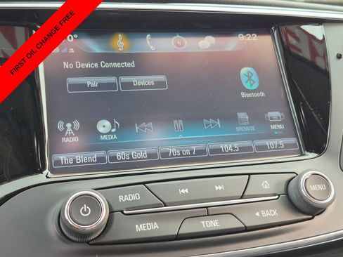 Used 2020 Buick Envision Essence w/ Experience Buick Package FWD image 24